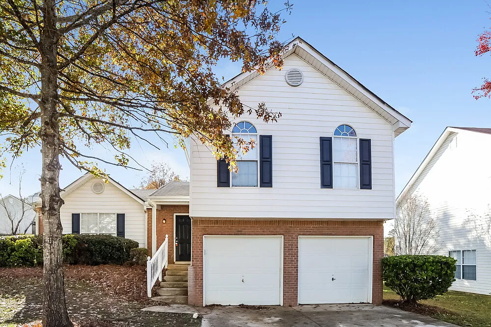 3 bed, 2.5 bath, 1884 sqft, $1,995 — Photo 1