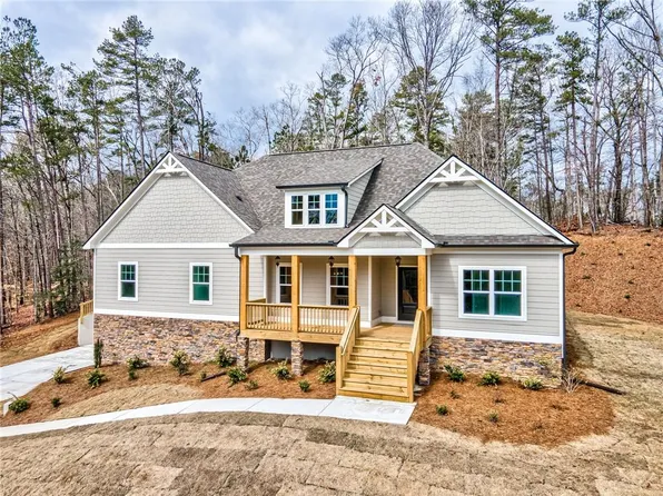 129 Spring Lake Trl, White, GA 30184