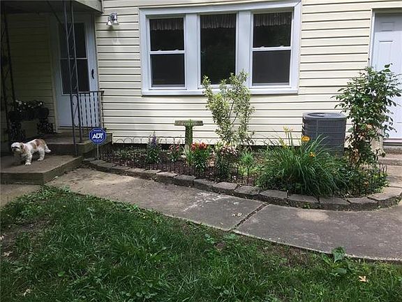 2nd image of 9615 Main St