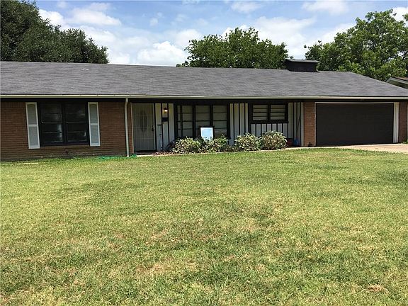 4th image of 5620 Trail Lake Dr