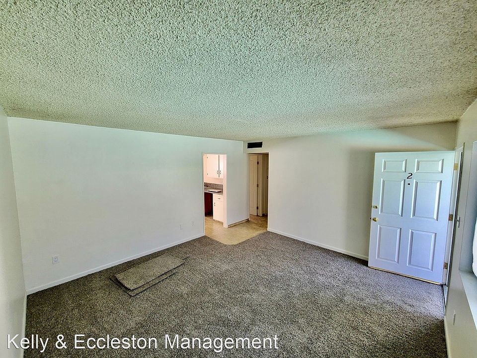 1st image of 4401 Columbus St Unit 2