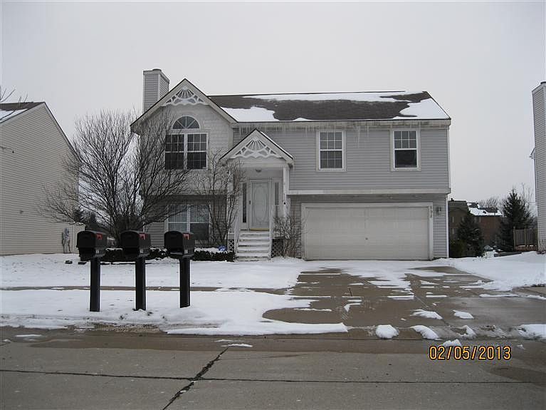1st image of 598 Thornhill Ct