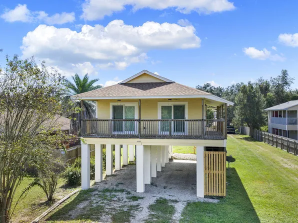 3195 Laurel Dr, Gulf Breeze, FL 32563