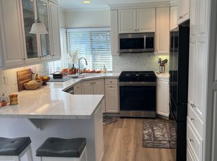 3723 S Sea Clf, Santa Ana, CA 92704