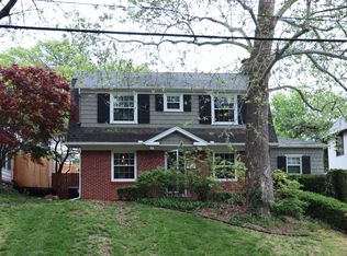 4943 Stateline Rd, Kansas City, MO 64114