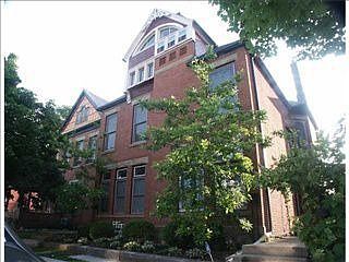 1st image of 935 Dennison Ave