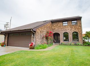 7022 Birchwood Ave, Niles, IL 60714