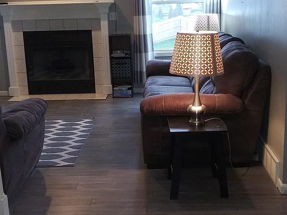 3rd image of 14320 Spruce Hollow Dr