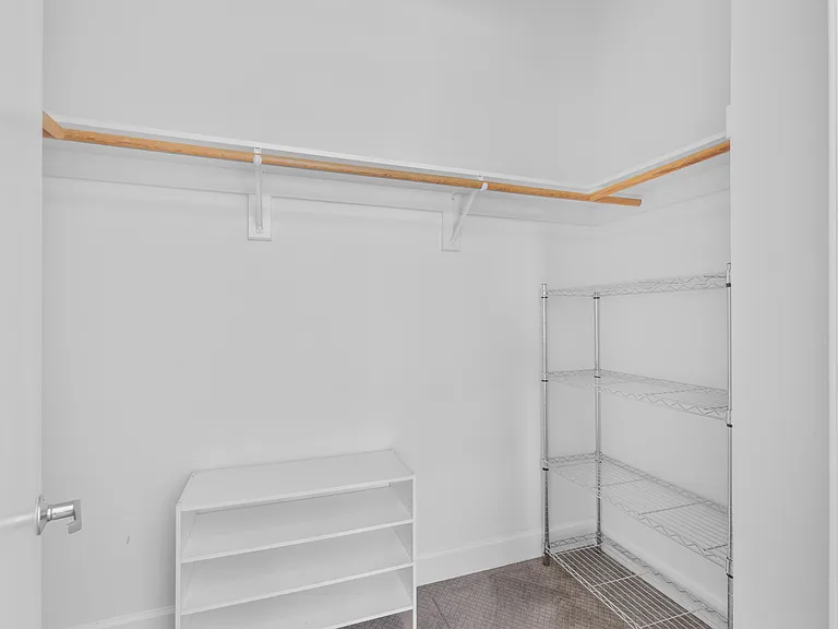 220 Lombard St #317 — Photo 11