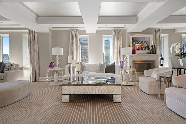 Rented by Douglas Elliman | media 33