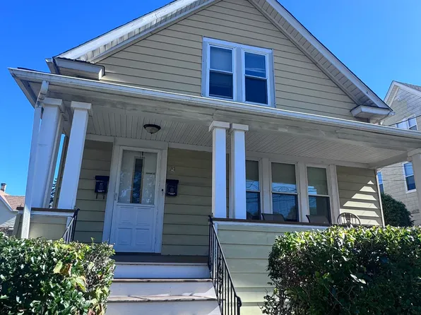 74 Bowe Ave, Stratford, CT 06615