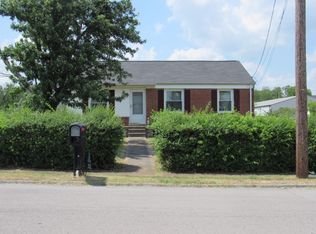 611 C L Manier St, Lebanon, TN 37087