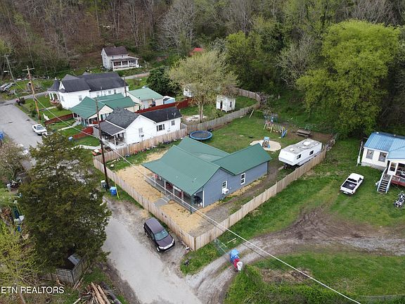 2nd image of 308 Adkins St