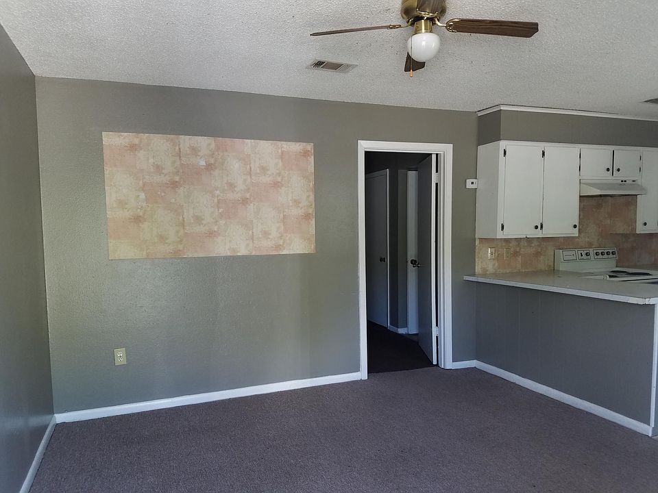 2nd image of 2282 University Pkwy APT 6