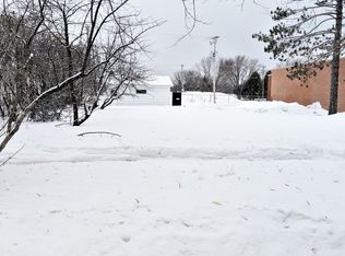 214 6th Ave S #S, Park Falls, WI 54552