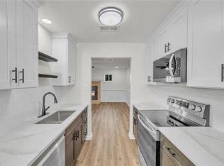 1916 Millpoint Ln, Virginia Beach, VA 23456