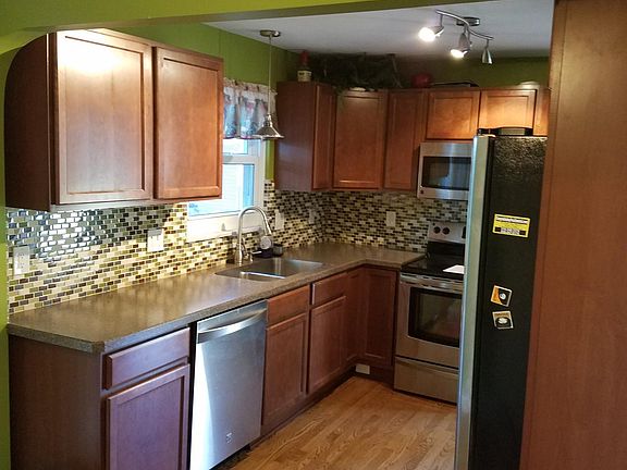 2nd image of 5167 Case Ave