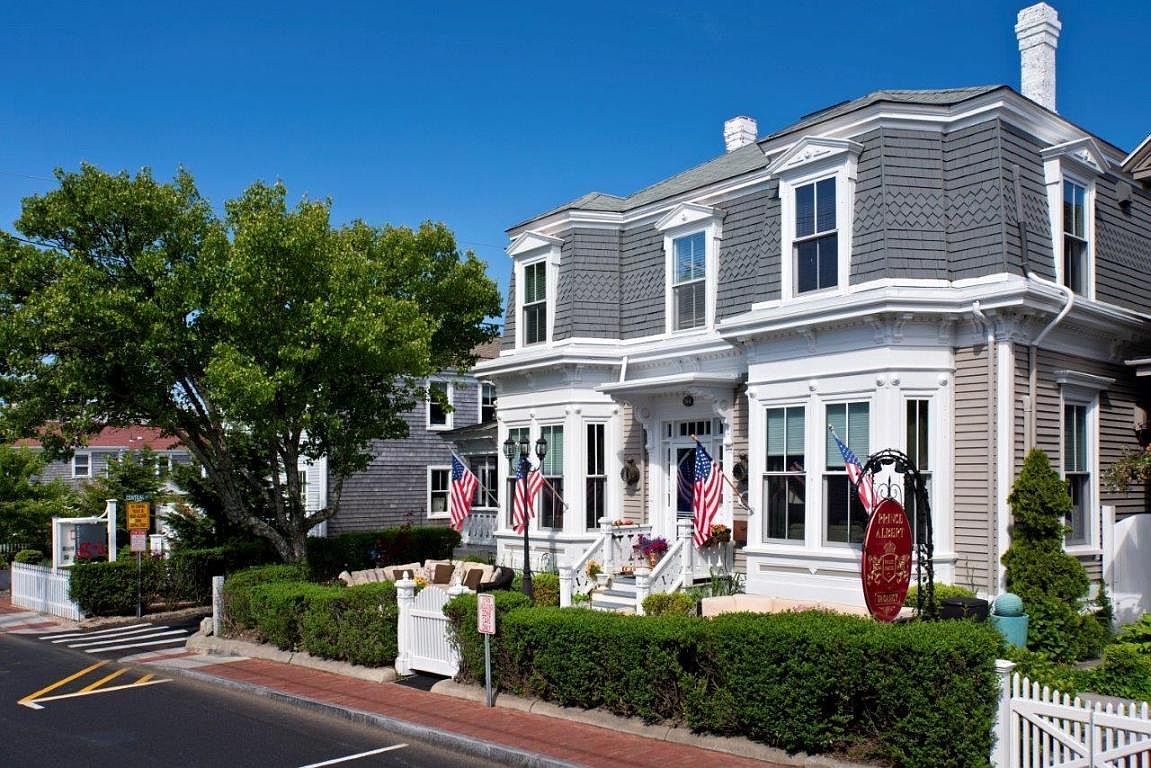 164 Commercial St, Provincetown, MA 02657 Zillow