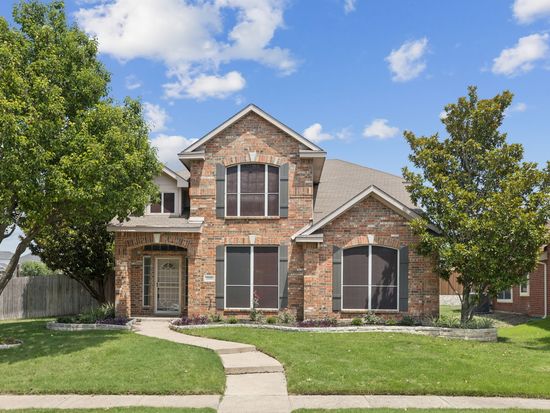 2050 Danbury Dr, Rockwall, TX 75032