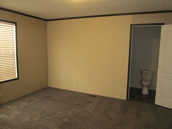 4th image of 1139 Lincoln Ave Lot 75