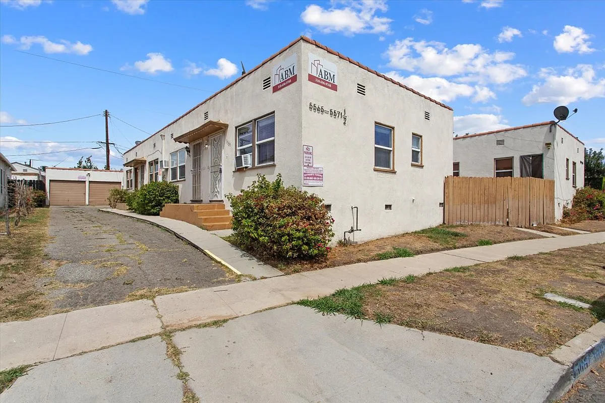 Studio, 356 sqft, $1,550 — Photo 2