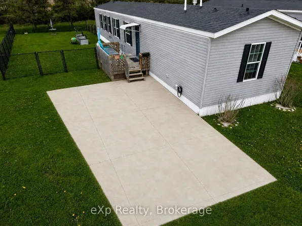 35 Dove Rd, Brockton, ON N0G 2V0