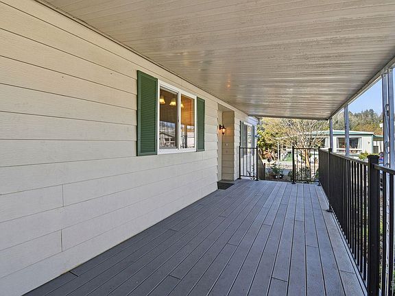 4th image of 34 Maywood Drive