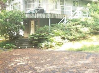 22 W Hyerdale Dr, Goshen, CT 06756