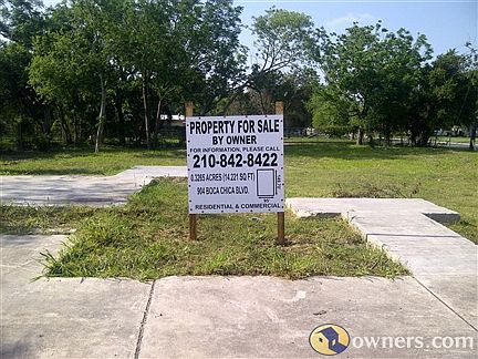 1st image of 904 Boca Chica Blvd