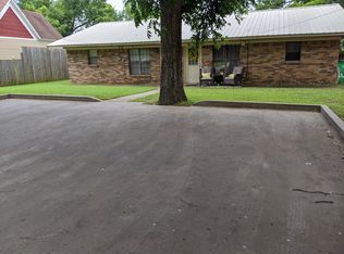 517 N Clements St #519, Gainesville, TX 76240