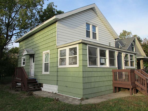 2nd image of 1023 W Dubail Ave