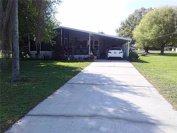 3rd image of 1351 NE Leisure Ave