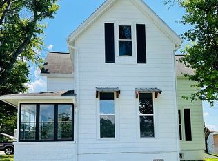 70 N 1st St, Elberfeld, IN 47613