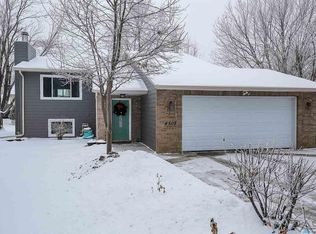 4508 S Windsor Way Cir, Sioux Falls, SD 57106