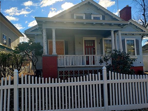2nd image of 182 Ontario St