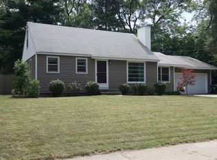 3054 Cheney Ave NE, Grand Rapids, MI 49505
