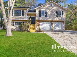 2632 Winding Creek Dr, Lithia Springs, GA 30122