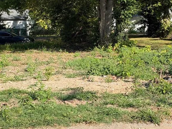 1807 Hall St, Owensboro, KY 42303