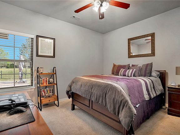 5th image of 3812 E Spyglass Hill Dr