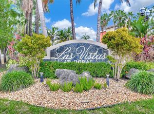 8120 Geneva Ct APT 549, Doral, FL 33166