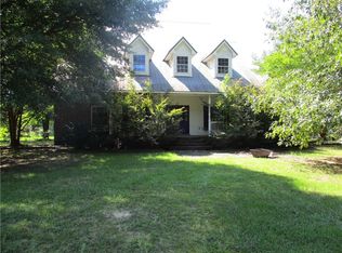 325 Crooked Oak Rd, Jonesville, LA 71343
