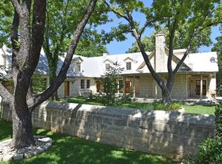 209 W Centre, Fredericksburg, TX 78624