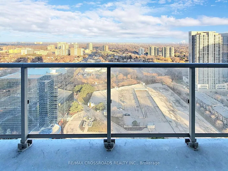 2033 Kennedy Rd #3303 — Photo 33