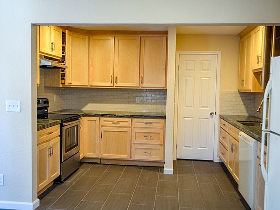 3rd image of 5518 Sean Cir APT 48
