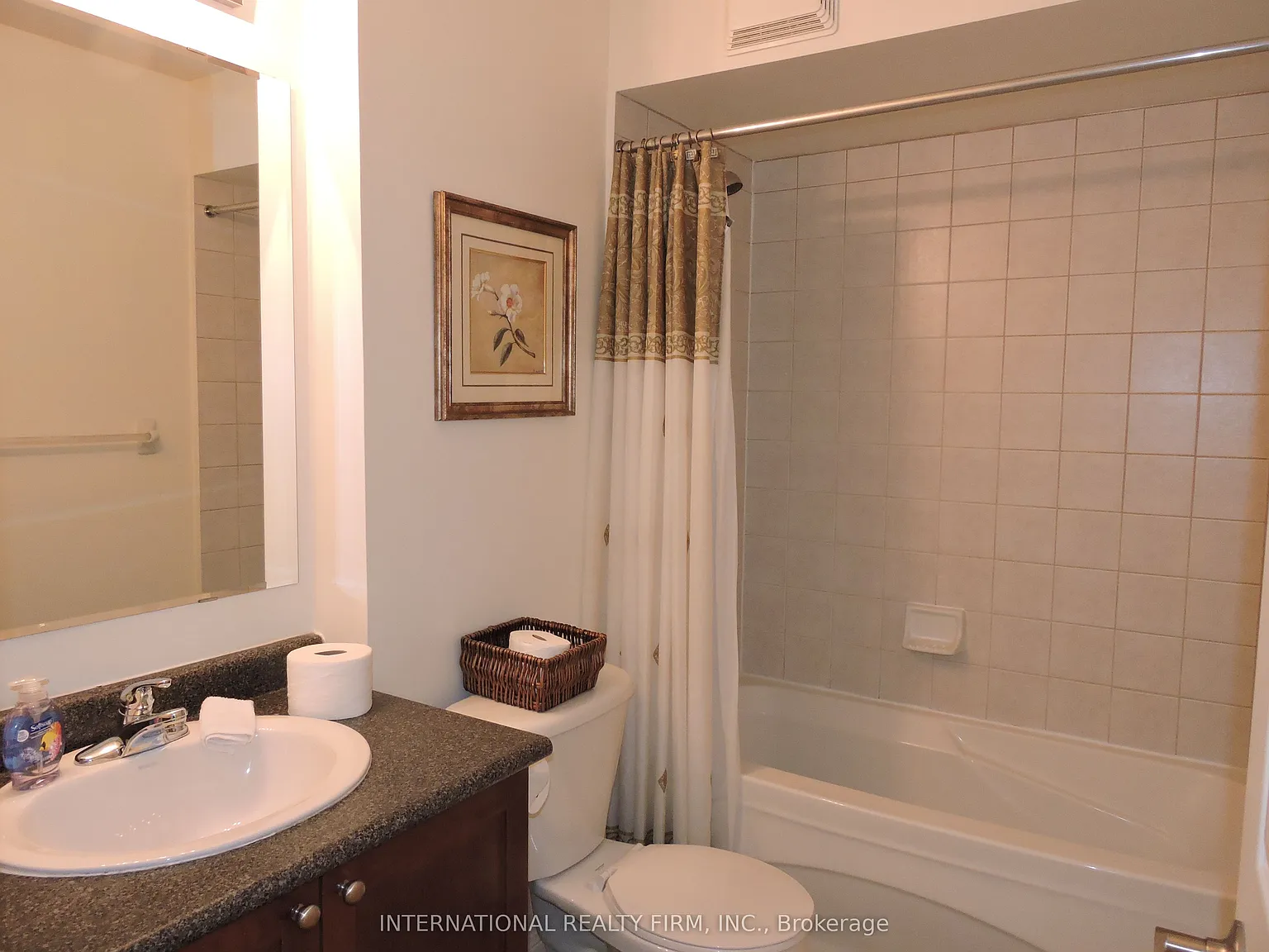2 bed, $3,300 — Photo 4