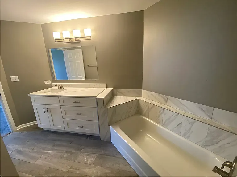 2111 Camden Ln #2111 — Photo 12