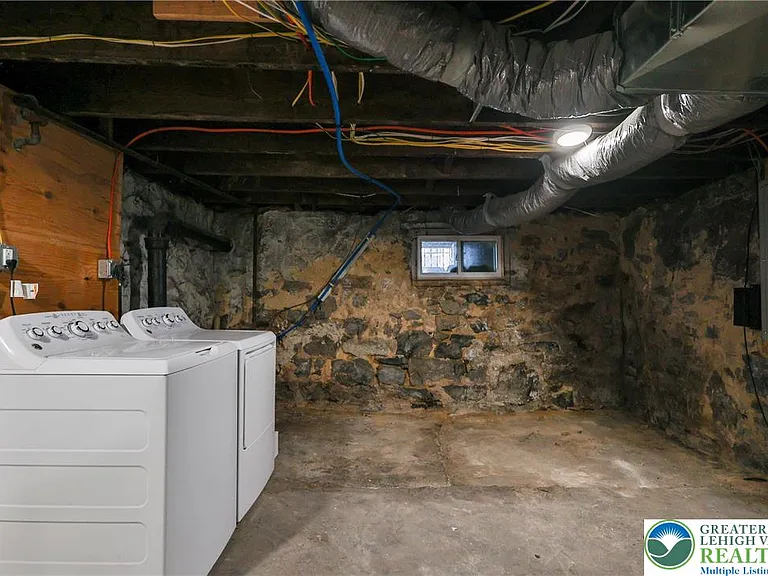 129 E Goepp St — Photo 25