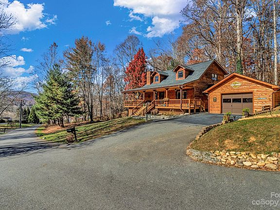 2nd image of 131 Junaluska Oaks Dr