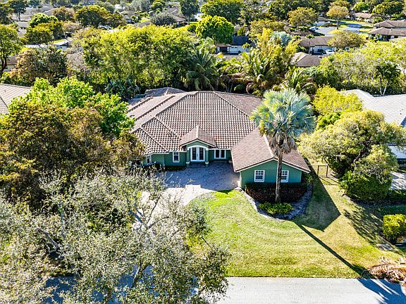 2nd image of 10295 Saint Andrews Road