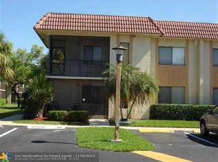 323 Lakeview Dr APT 101, Weston, FL 33326
